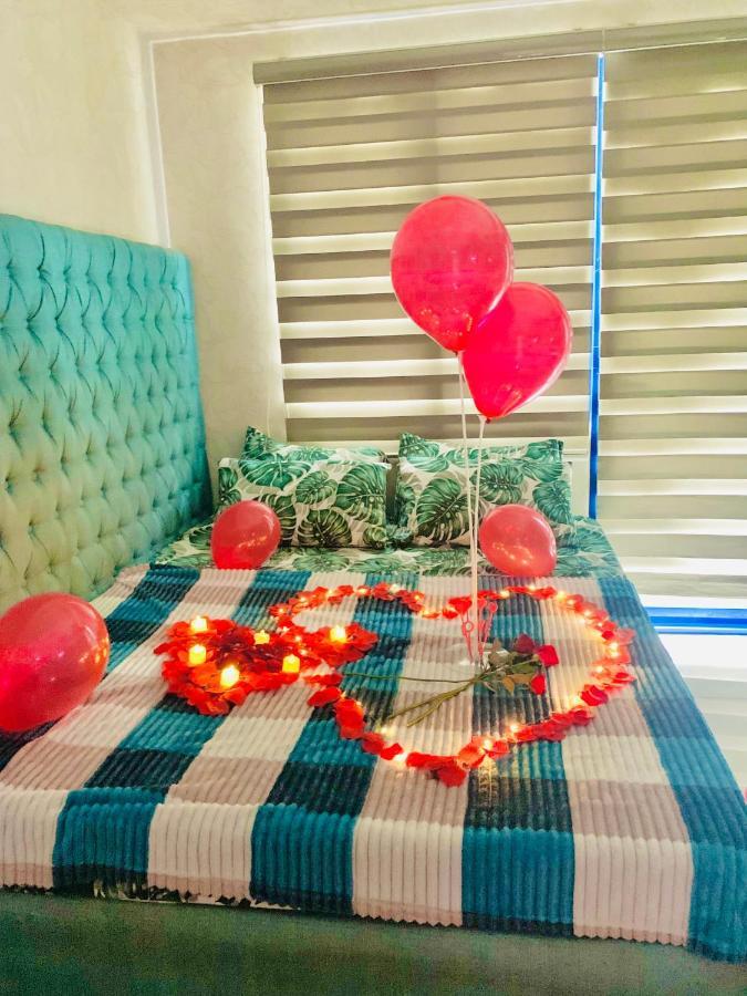 Sea 2-Br Unit With Free Parking Near Mall Of Asia Pasay Exterior foto