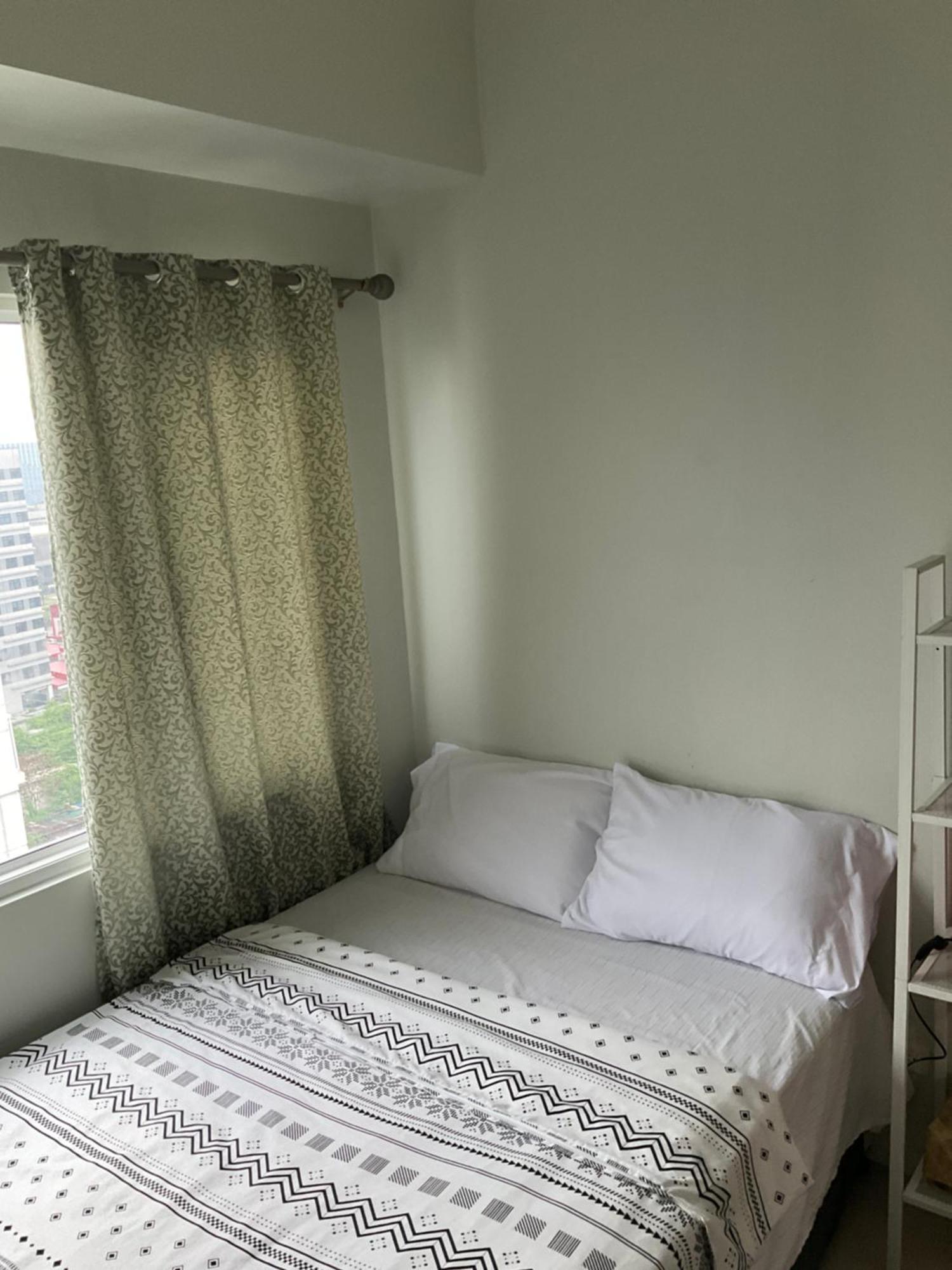 Sea 2-Br Unit With Free Parking Near Mall Of Asia Pasay Exterior foto